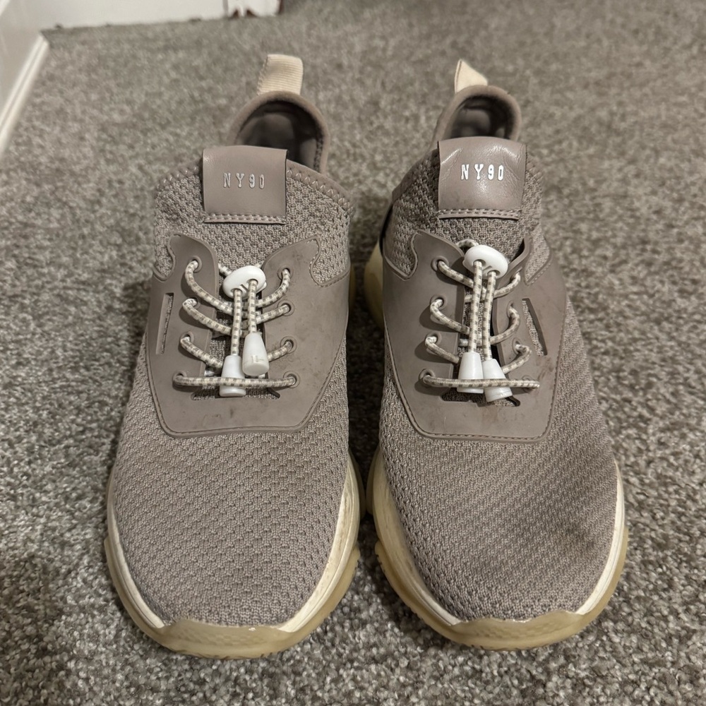 Tan Beige Steve Madden Slip on Tennis shoes